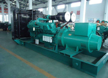 丘北800kw康明斯柴油发电机组图片 丘北800kw康明斯柴油发电机组图片